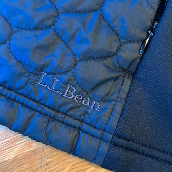 L.L. Bean Vest - Picture 2 of 3